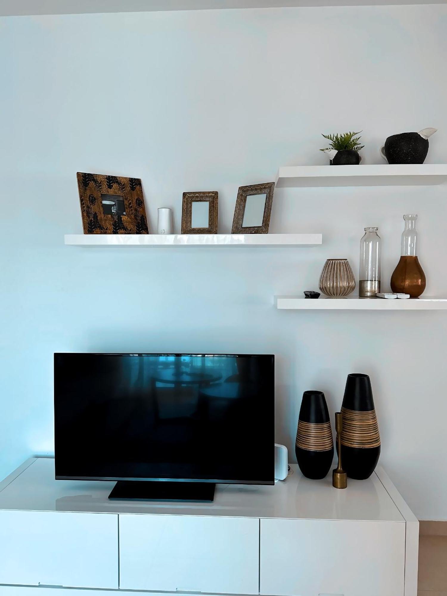 Elysia Park Ameliya 202 Apartment Paphos Bagian luar foto