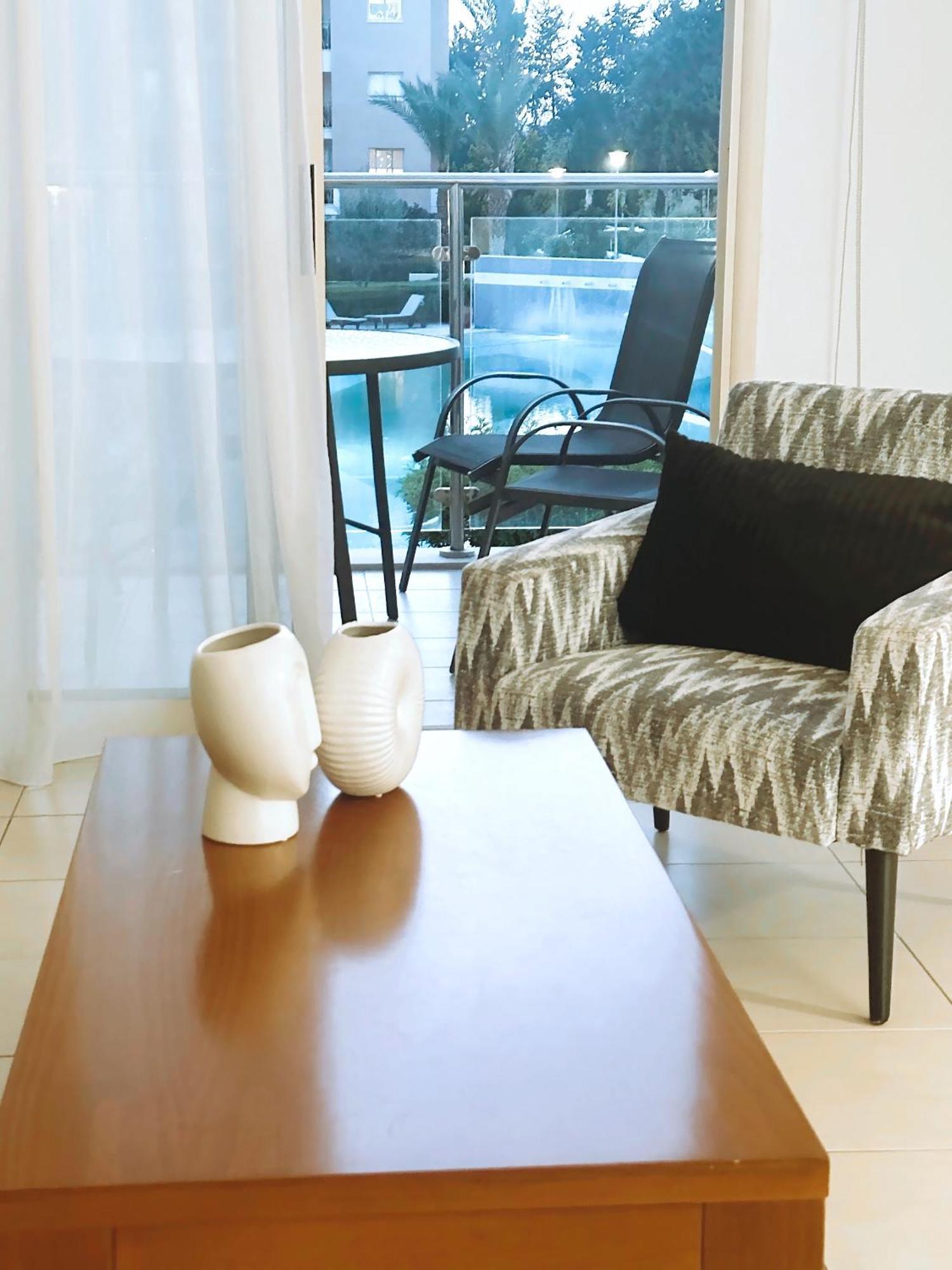 Elysia Park Ameliya 202 Apartment Paphos Bagian luar foto